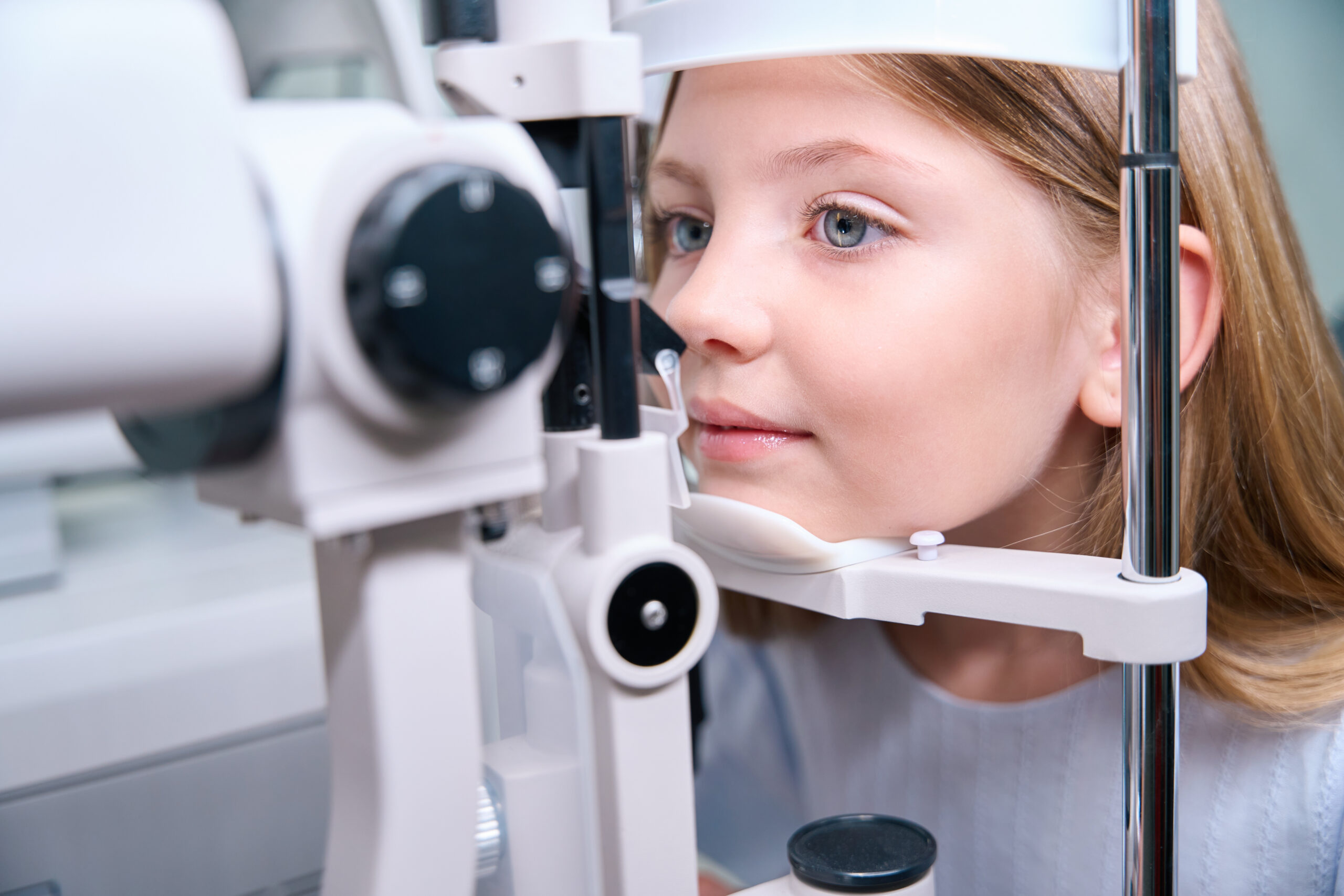young girl-pediatric eye exam